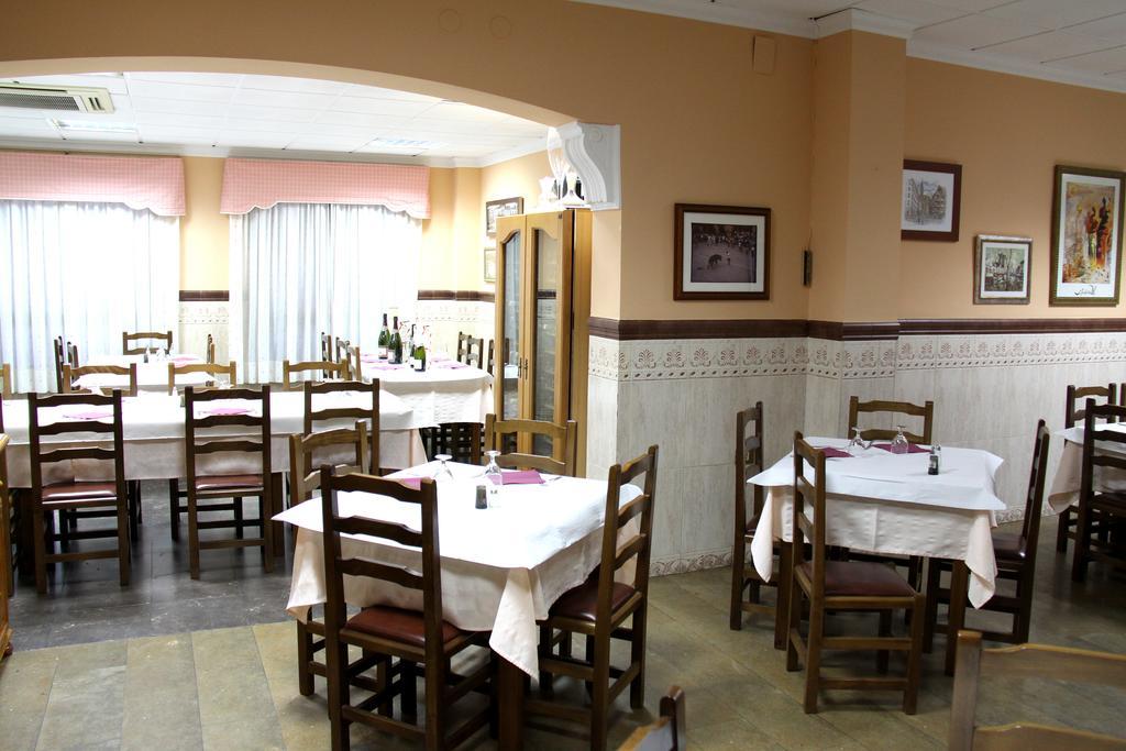 Hostal Restaurante La Masía Vila-real Exterior foto